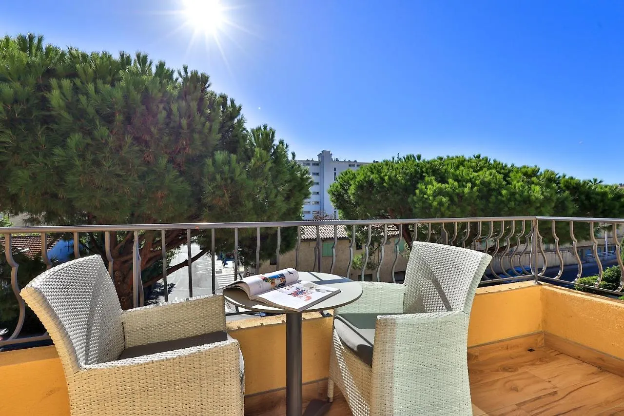 *** Hotel Le Petit Prince Sainte-Maxime France