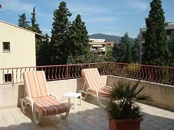 Le Petit Prince Sainte-Maxime 3*,